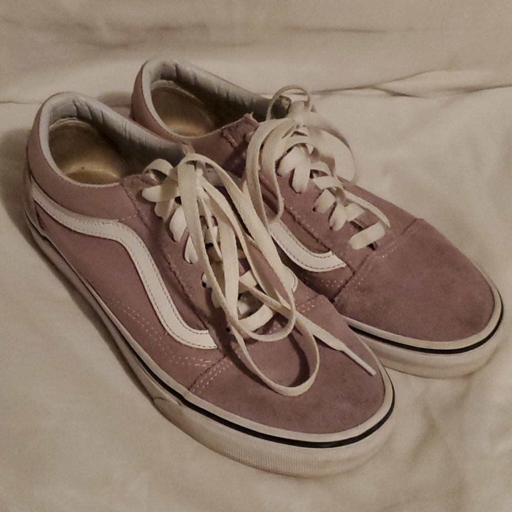 Vans Old Skool Suede Low Top Sneakers